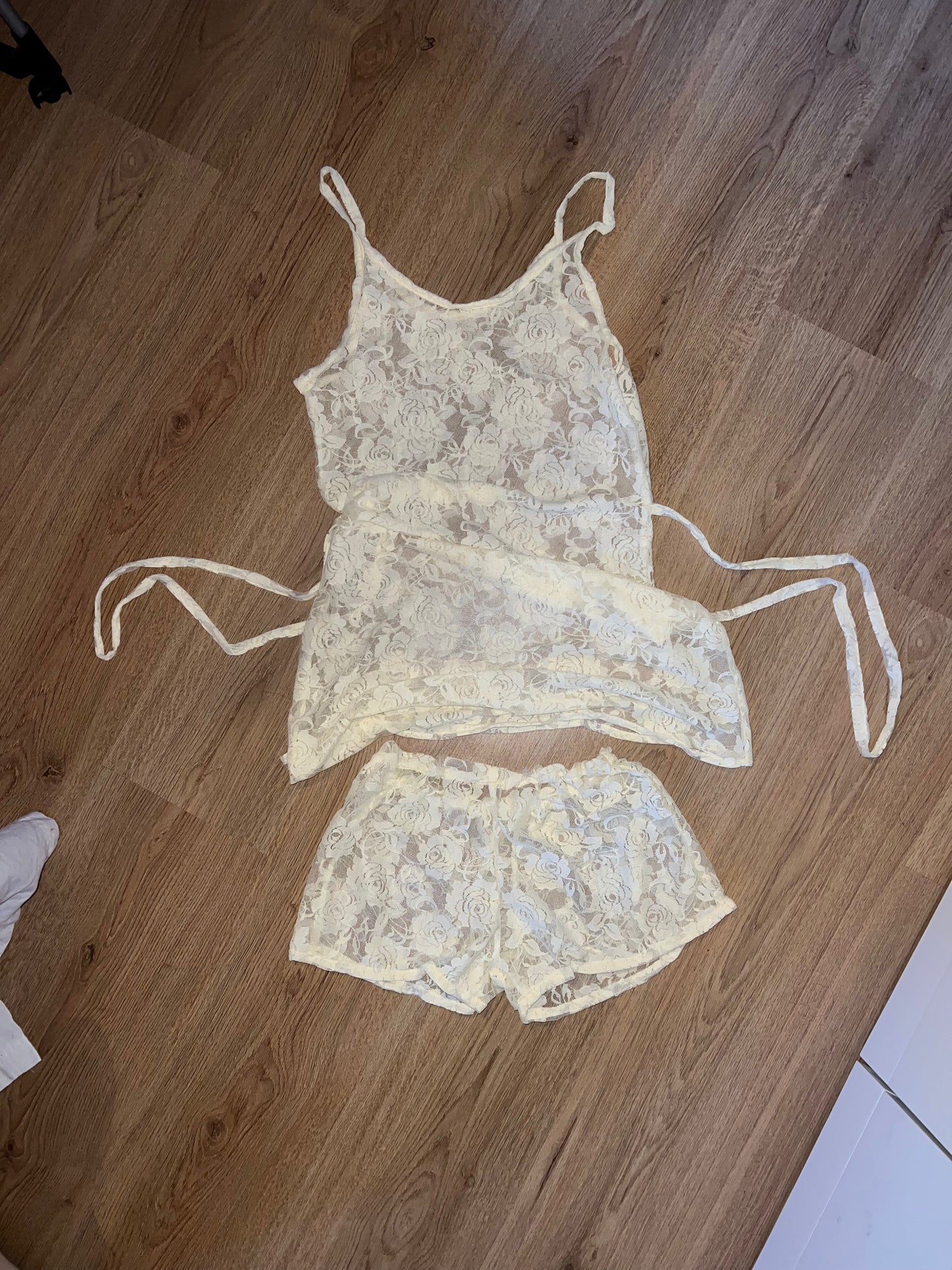 SUZANNE BRIEFS